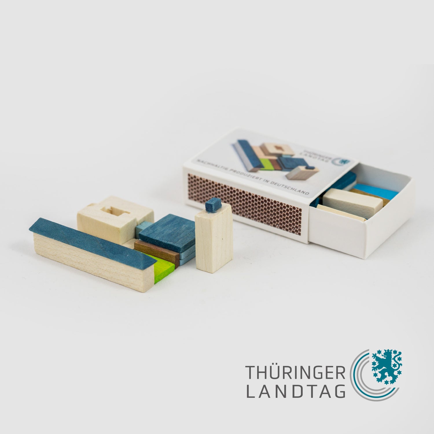 Holzbausatz Thüringer Landtag in Erfurt in der Streichholzschachtel